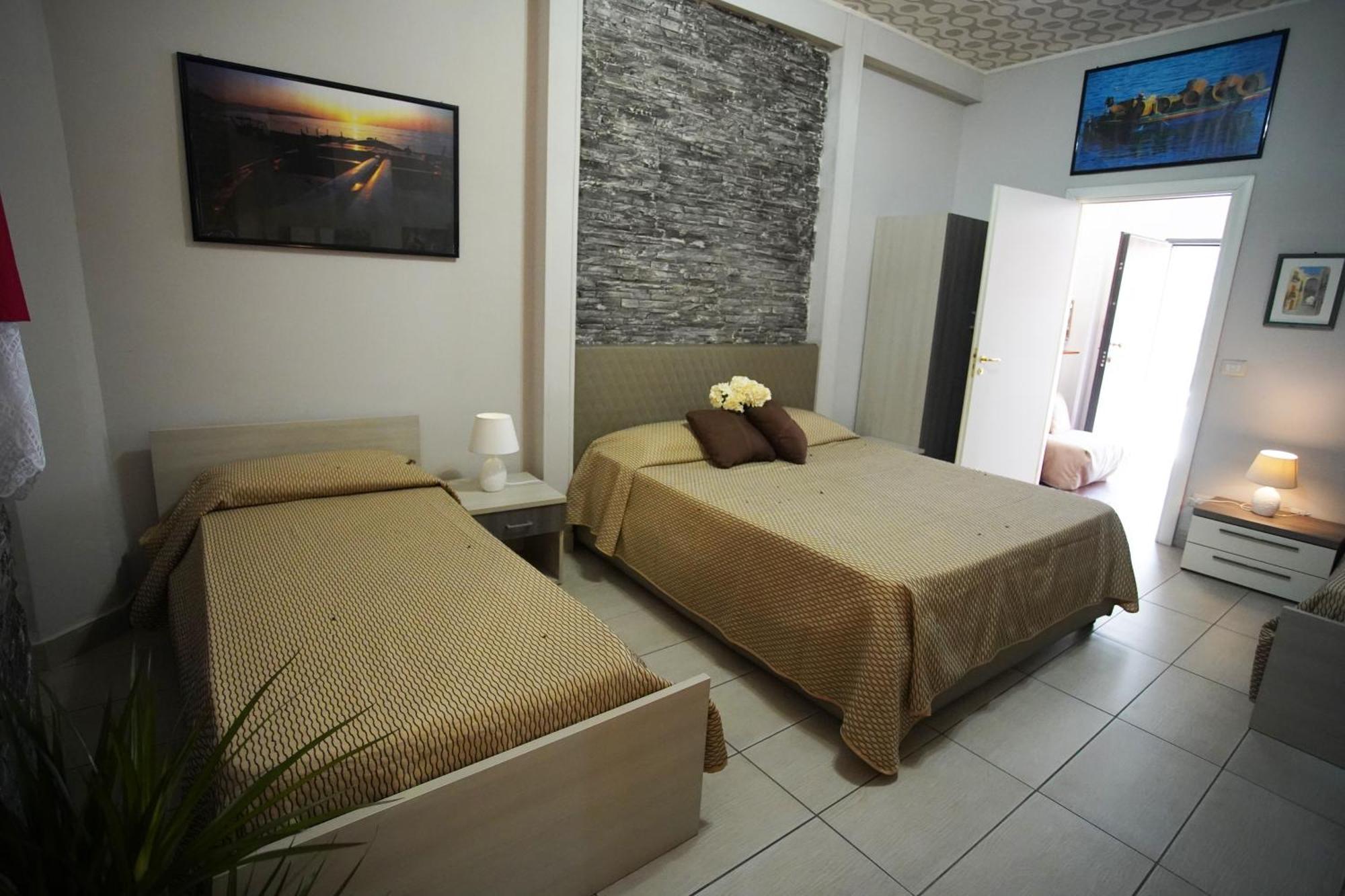 Golden Dreams B&B Reggio di Calabria Bagian luar foto