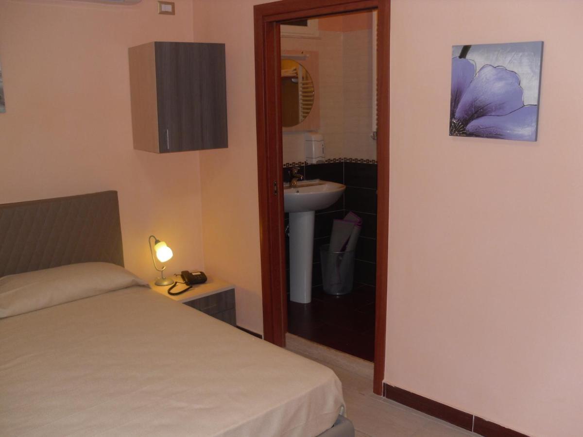 Golden Dreams B&B Reggio di Calabria Bagian luar foto
