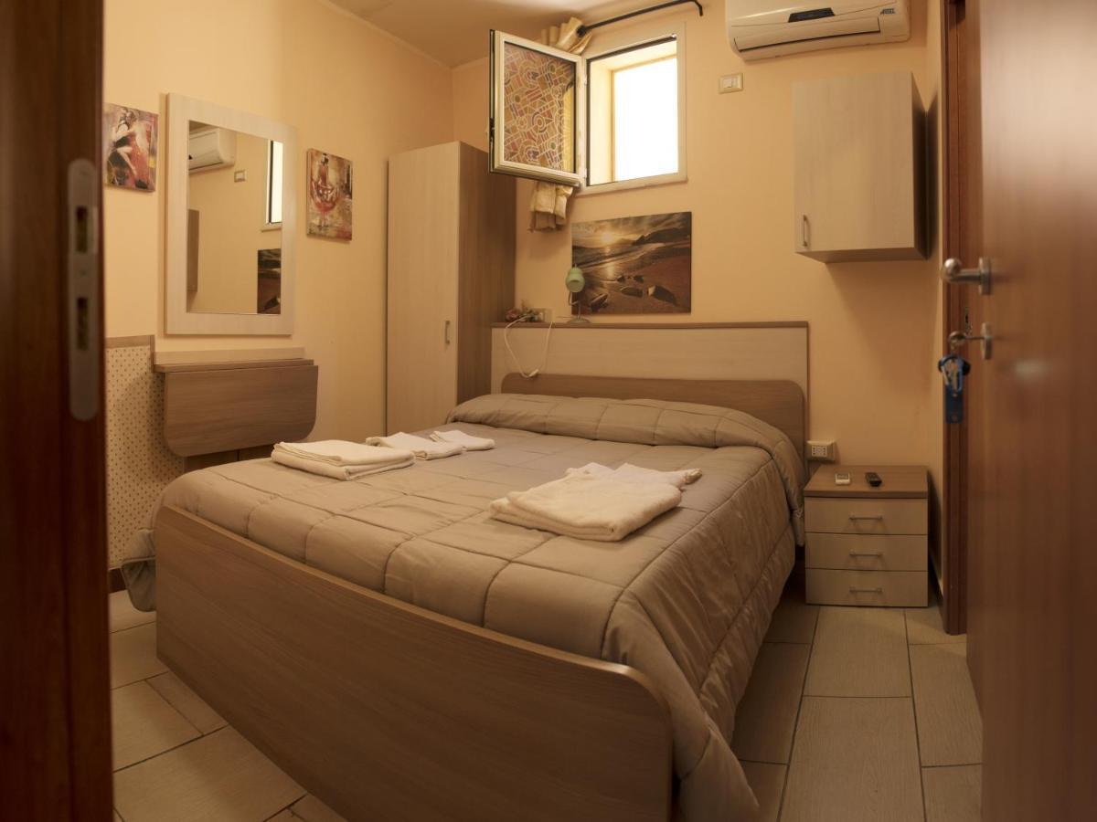 Golden Dreams B&B Reggio di Calabria Bagian luar foto