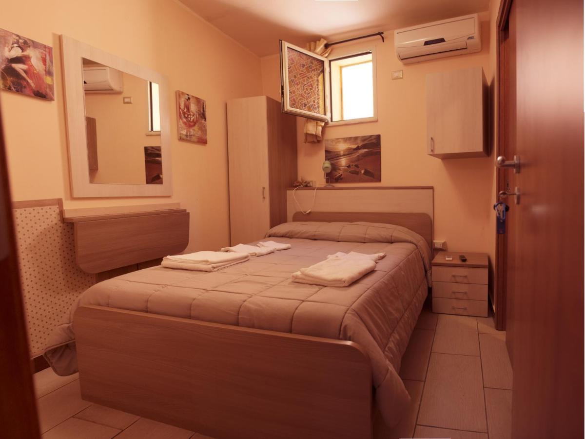 Golden Dreams B&B Reggio di Calabria Bagian luar foto